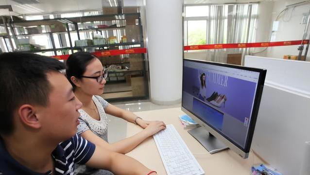 创业赚500万买三套房，电商风光后连亏千万，他咋翻车了？