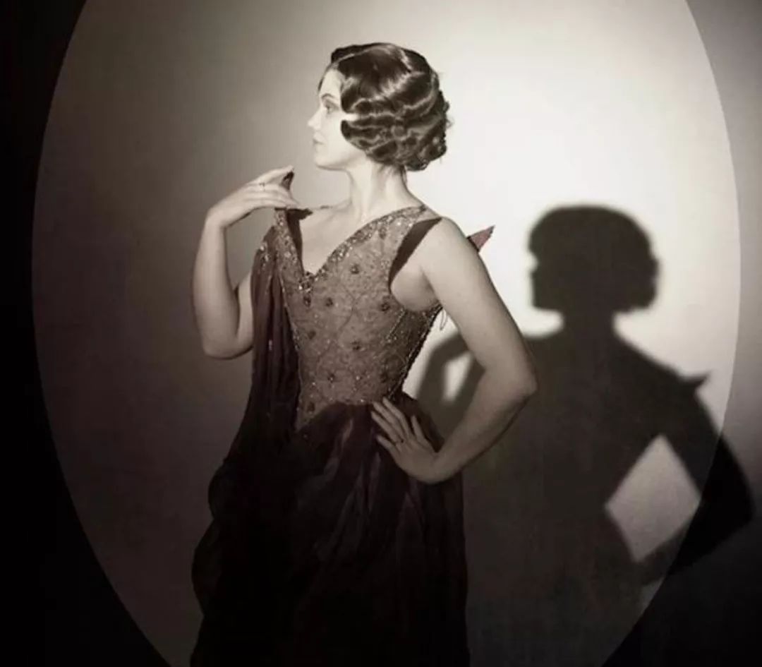 如何拥有一张充满性魅力的脸？